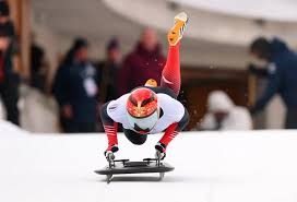 杜兰特28+10火箭险胜公牛结束3连败 申京23+7+11阿门23分